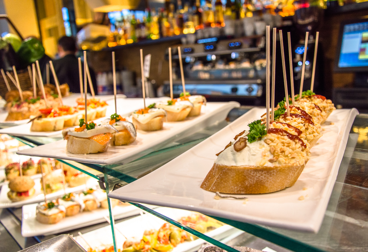 Barcelona erkunden auf eigene Faust • Cruise Sisters Reise und